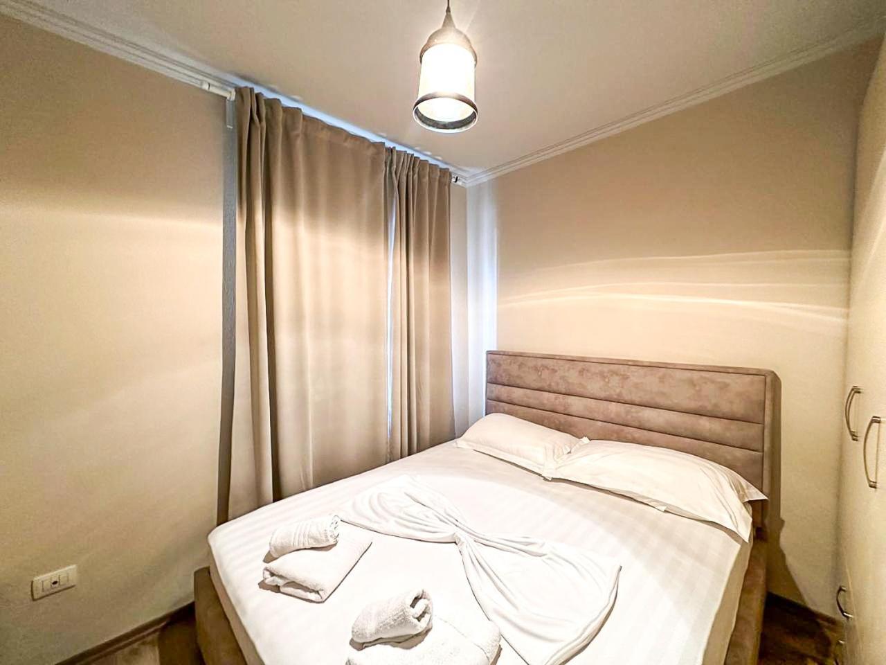 Grand Park 2Br Apartment Tirana Buitenkant foto